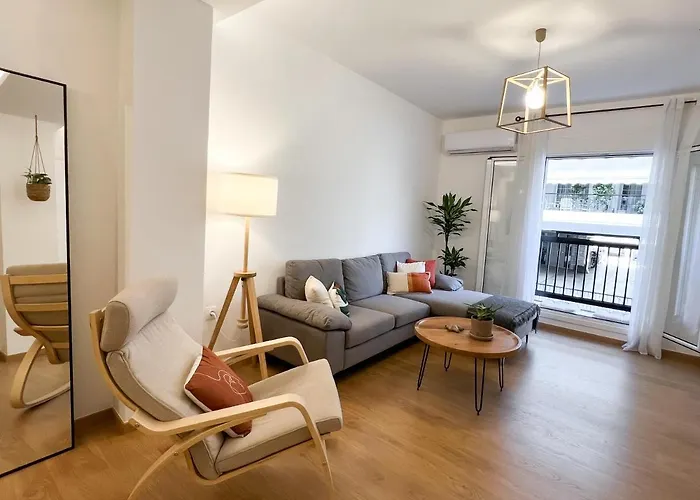 Comfy 2 Bdr Apt In Petralona - Next To Metro