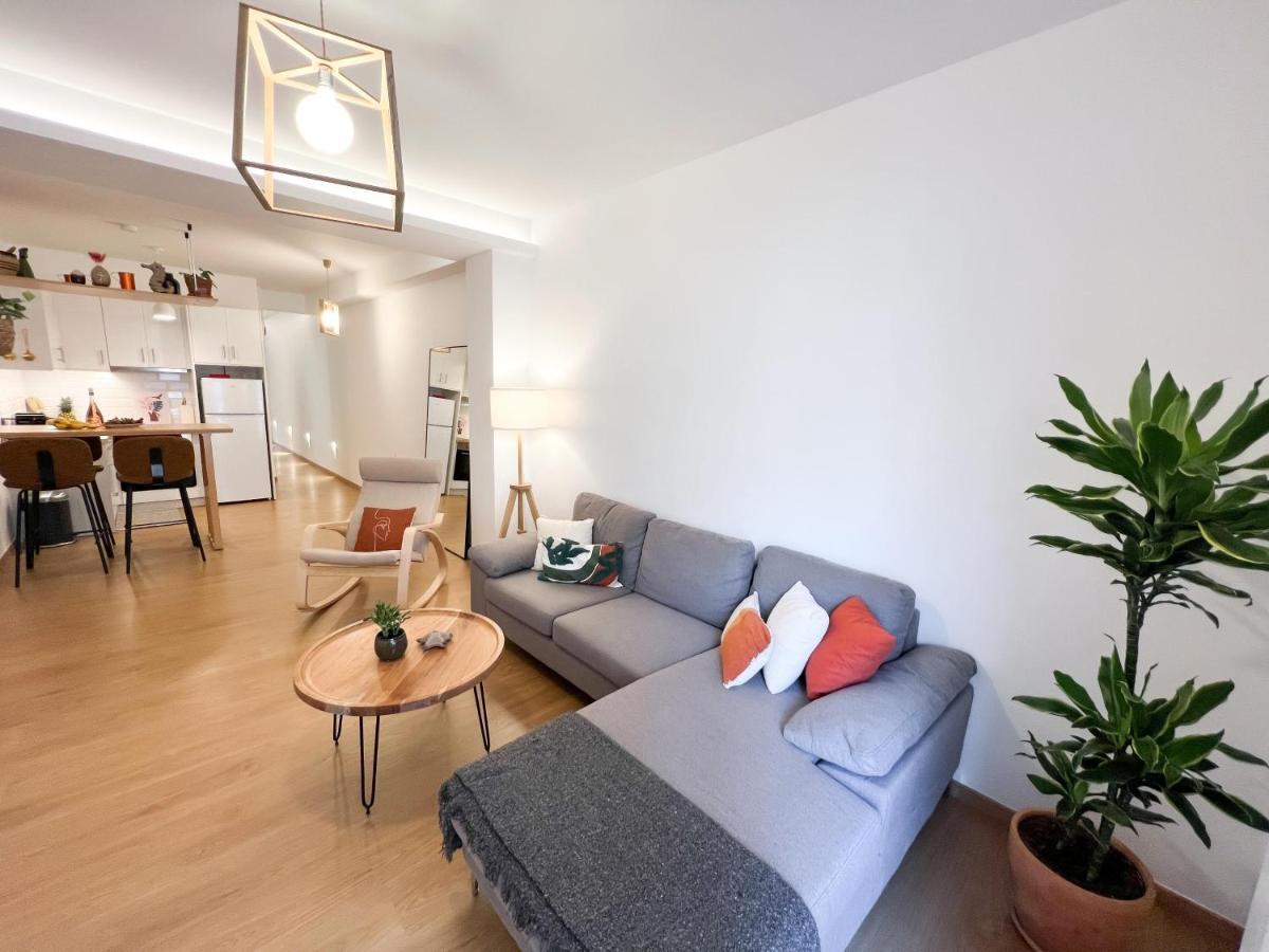 Comfy 2 Bdr In Petralona - Next To Metro Apartment *