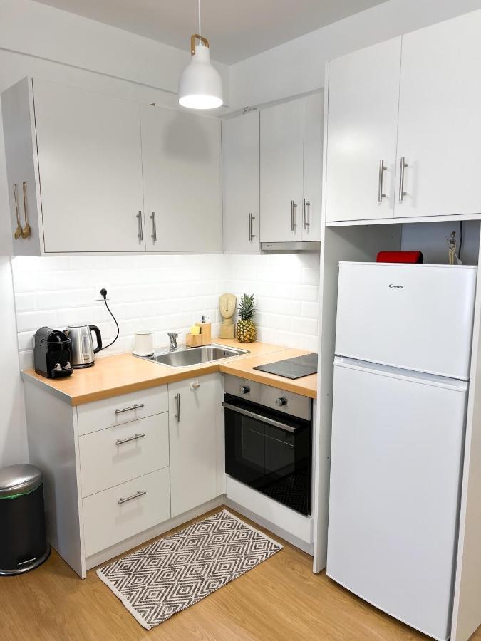 Comfy 2 Bdr In Petralona - Next To Metro *
